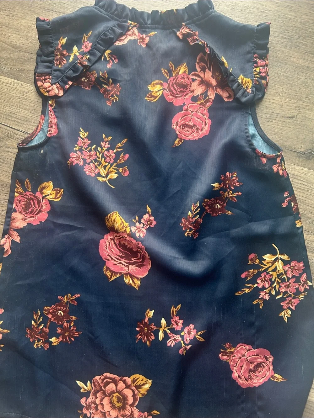 Modcloth Navy Floral Ruffle Keyhole Cami - Picture 3 of 3